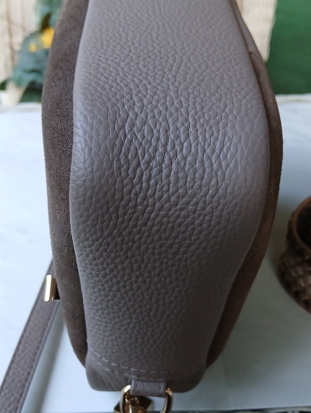 Pom Pom London City Crossbody Leather Bag - Picture 13 of 16